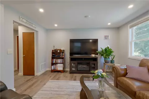 Other - 36 Munro Ave, Warren, RI 02885 photo 4 of 9