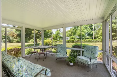 41 Kirby Ave, Warwick, RI 02889 photo 17