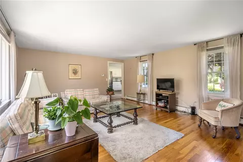 41 Kirby Ave, Warwick, RI 02889 photo 15