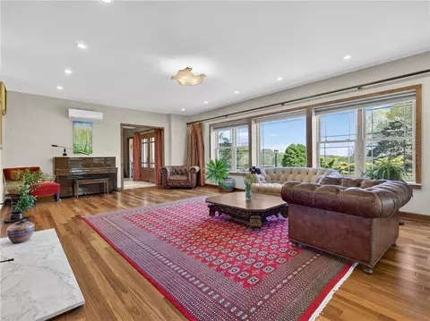 Living - 325 Post Rd, Westerly, RI 02891 photo 1 of 3