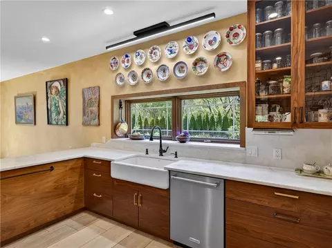 Kitchen - 325 Post Rd, Westerly, RI 02891 photo 2 of 4