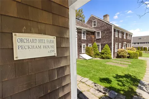 Exterior - 6 Baldwin Rd, Middletown, RI 02842 photo 18 of 21