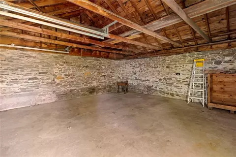 Other - 6 Baldwin Rd, Middletown, RI 02842 photo 3 of 4