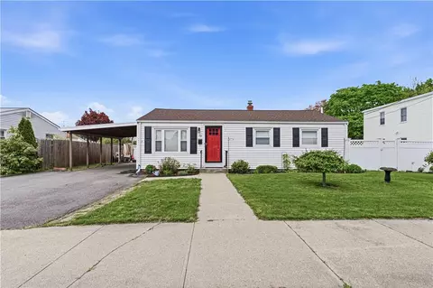 72 Julian St, Pawtucket, RI 02861