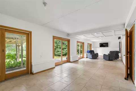 Living - 12 Silver St, Warwick, RI 02889 photo 3 of 3