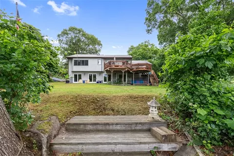 Exterior - 12 Silver St, Warwick, RI 02889 photo 11 of 15