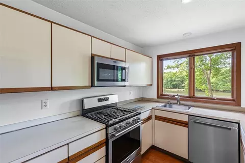 Kitchen - 12 Silver St, Warwick, RI 02889 photo 3 of 3