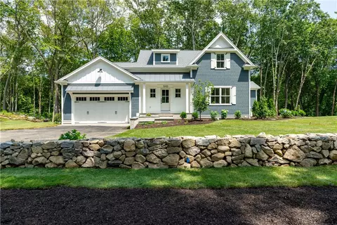 510 Greenbush Rd, East Greenwich, RI 02818