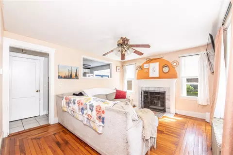 Living - 204 Harmony Ct, Warwick, RI 02889 photo 1 of 3