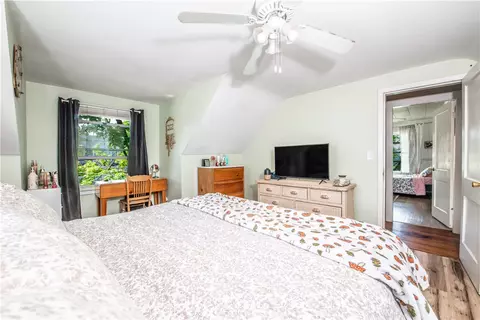 Bedroom - 204 Harmony Ct, Warwick, RI 02889 photo 6 of 10
