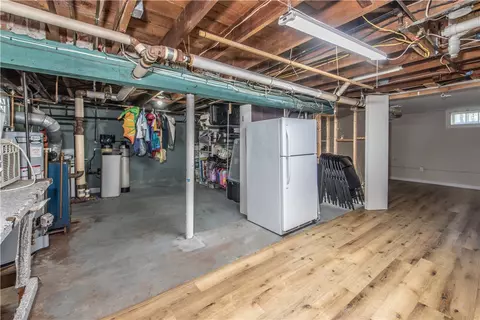 Other - 204 Harmony Ct, Warwick, RI 02889 photo 10 of 13