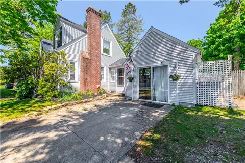 Exterior - 204 Harmony Ct, Warwick, RI 02889 photo 3 of 15