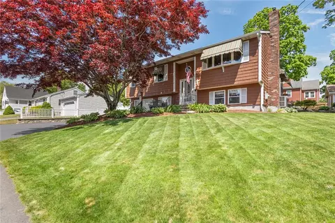 11 Bourassa Ave, Woonsocket, RI 02895