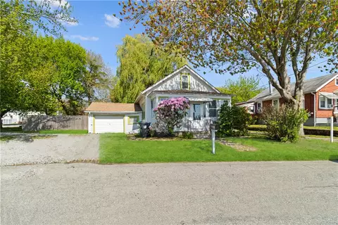 10 Progress St, Warwick, RI 02889