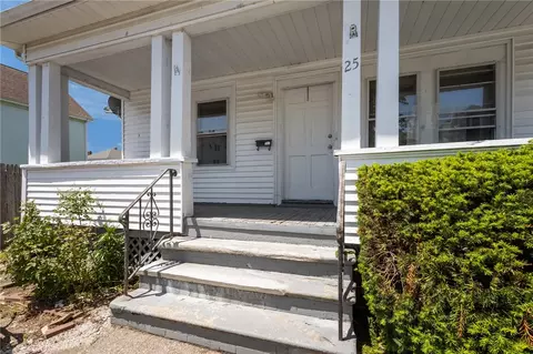25 Fairfield Ave, Providence, RI 02909