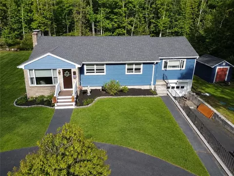 18 Stephen Hopkins Rd, Foster, RI 02825