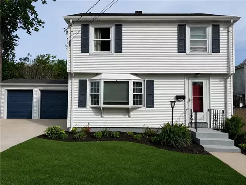 11 Doane St, Cranston, RI 02910