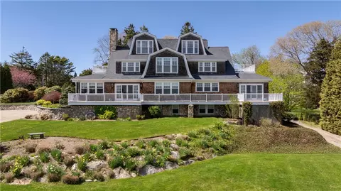 50 Ocean View Hwy, Westerly, RI 02891