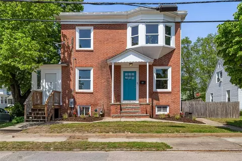 53 Edgewood Ave, Cranston, RI 02905