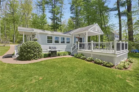 12 Lesieur Ln, Pascoag, RI 02859