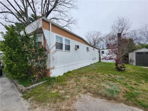 Exterior - 13 Lane Two Ln, Coventry, RI 02816 photo 4 of 4