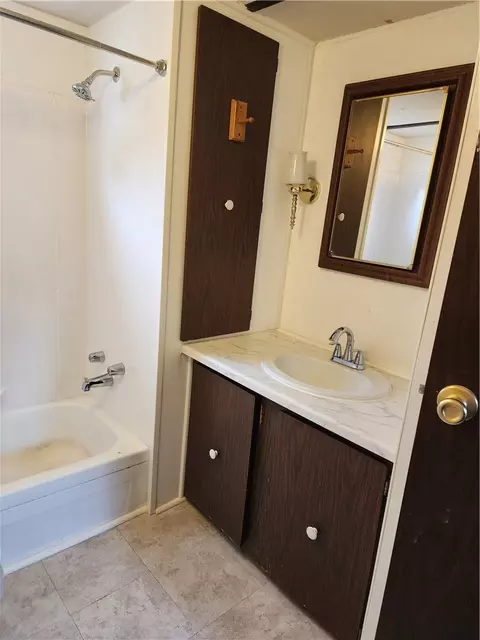 Bath - 13 Lane Two Ln, Coventry, RI 02816 photo 2 of 2