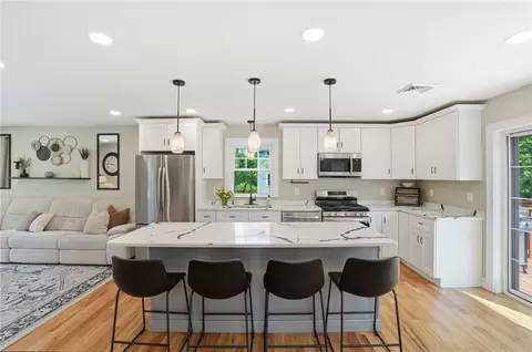 Kitchen - 6 Sterling Ave, Warwick, RI 02889 photo 1 of 3
