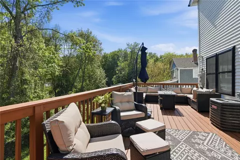 Exterior - 6 Sterling Ave, Warwick, RI 02889 photo 3 of 5