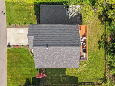 View/Area - 6 Sterling Ave, Warwick, RI 02889 photo 2 of 3