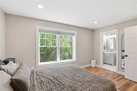 Bedroom - 6 Sterling Ave, Warwick, RI 02889 photo 3 of 5