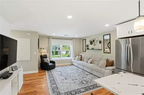 Living - 6 Sterling Ave, Warwick, RI 02889 photo 1 of 1