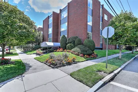 30 Blackstone Blvd #103, Providence, RI 02906