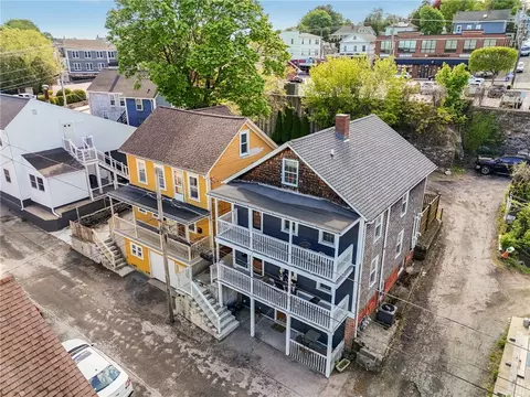 153 Marlborough St, East Greenwich, RI 02818
