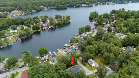 70 Shady Ln, Pascoag, RI 02859