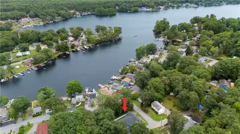 70 Shady Ln, Pascoag, RI 02859
