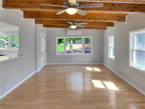 Living - 2185 Post Rd, South Kingstown, RI 02879 photo 4 of 9