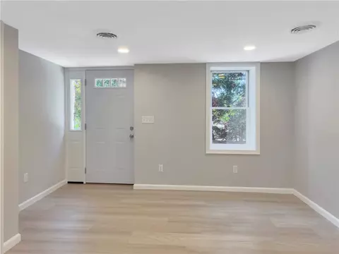 Living - 2185 Post Rd, South Kingstown, RI 02879 photo 7 of 9