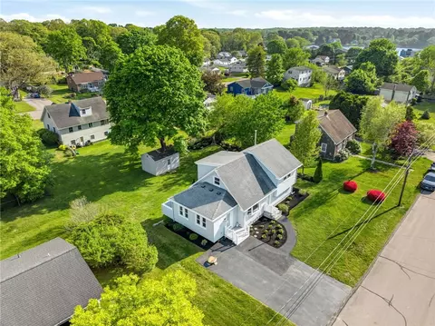 14 Meadow Lark Dr, Westerly, RI 02891 photo 8