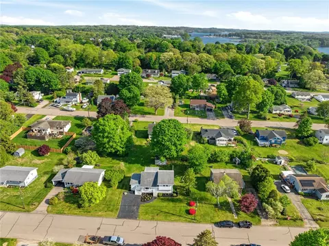 14 Meadow Lark Dr, Westerly, RI 02891 photo 10