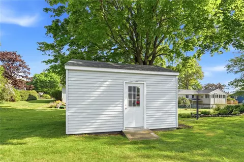 14 Meadow Lark Dr, Westerly, RI 02891 photo 49