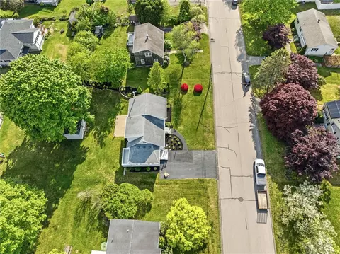 14 Meadow Lark Dr, Westerly, RI 02891 photo 13