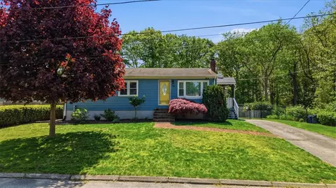 Exterior - 28 Orrin St, Warwick, RI 02889 photo 2 of 7