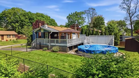 Exterior - 28 Orrin St, Warwick, RI 02889 photo 4 of 7