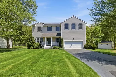 313 Westmoreland Ln, Saunderstown, RI 02874