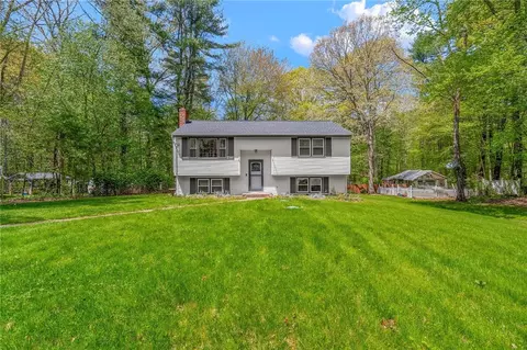 101 Augsburg Dr, Attleboro, MA 02703