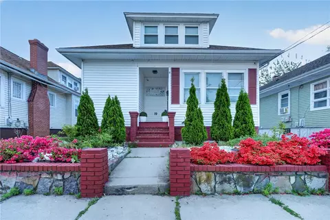 19 Netherlands Ave, Cranston, RI 02905