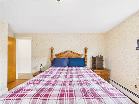 Bedroom - 119 Gilbert St, Warwick, RI 02886 photo 6 of 9