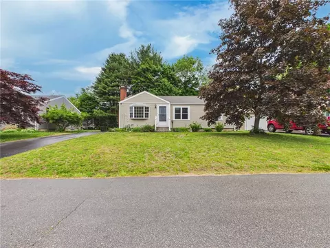 Exterior - 119 Gilbert St, Warwick, RI 02886 photo 4 of 7