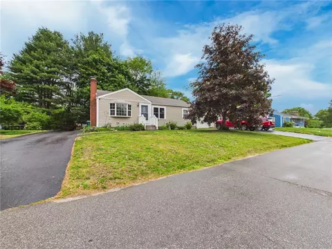 Exterior - 119 Gilbert St, Warwick, RI 02886 photo 3 of 7