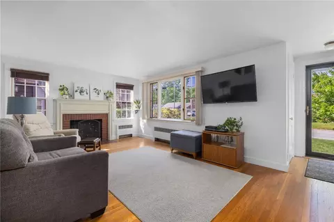 Living - 87 Frontier Rd, Warwick, RI 02889 photo 1 of 4